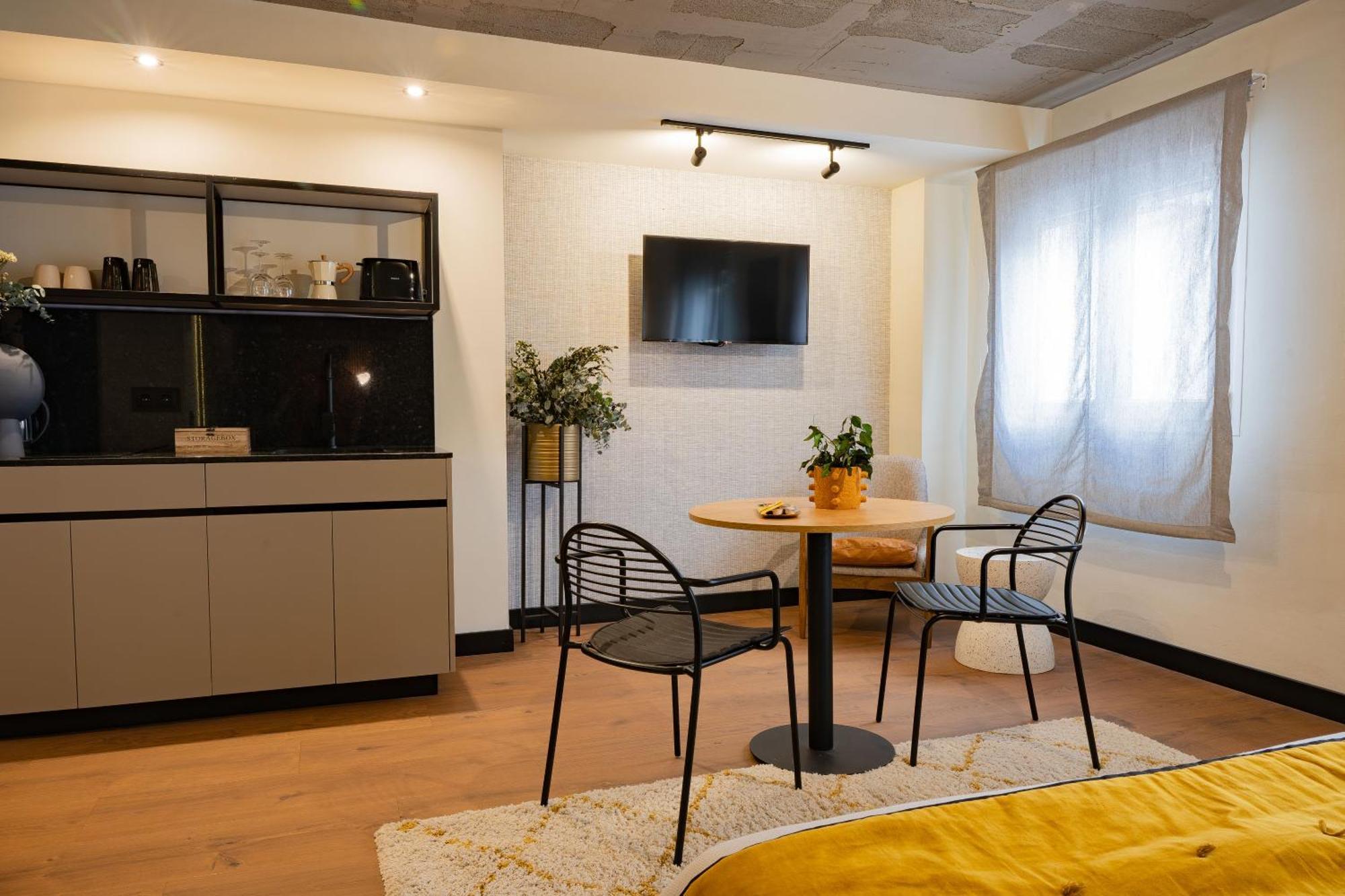 Bubu - Apartamentos En El Centro Málaga Exterior foto