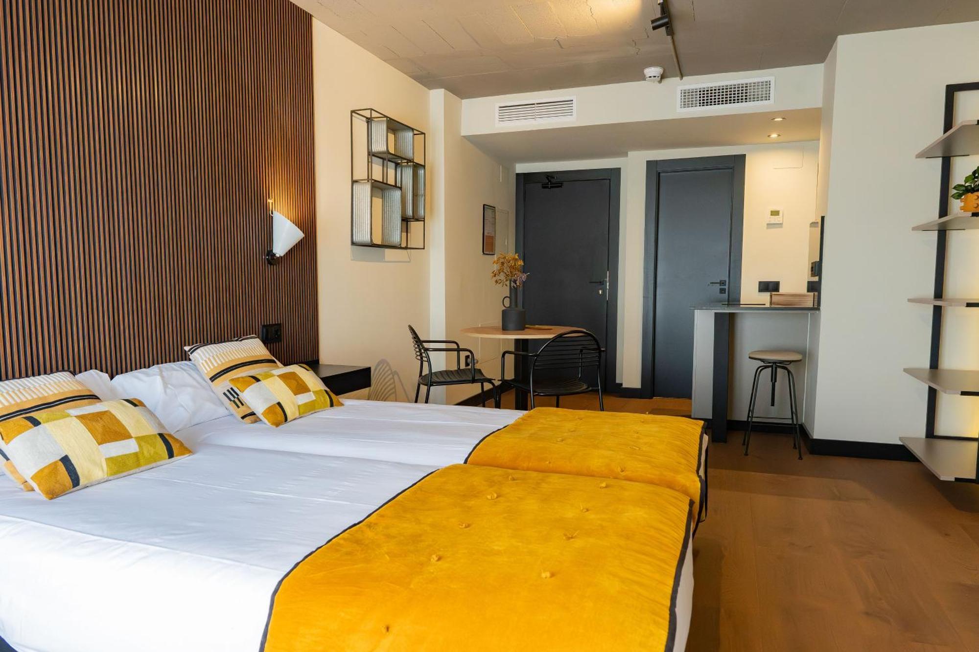 Bubu - Apartamentos En El Centro Málaga Exterior foto